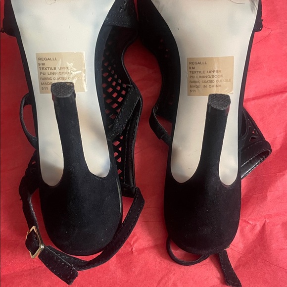 Madden Girl Black Cutout Heels - Picture 5 of 8